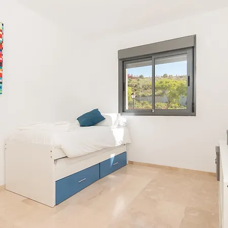 2244-amazing Newly Furnished Apt, Gibraltar And Sea View 马尼尔瓦